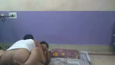 Best Indian sex scandal of mature bhilai aunty home sex with devar