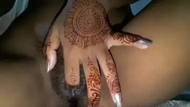 Mysterious Desi aunty with tattoos on hand fingers moist XXX cunny