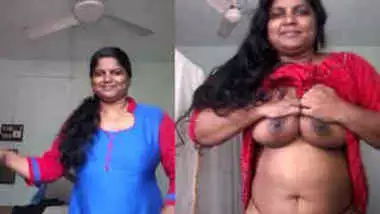 Natural Indian shuts herself up in room for a XXX striptease for sex fans