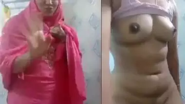 380px x 214px - Desi Bbw Muslim Girl Masturbation Selfie porn video