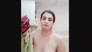 Busty paki bhabhi self datisfaction