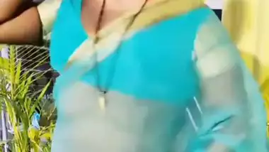 See through deep navel