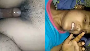 Desi BF working deep into his GF passage