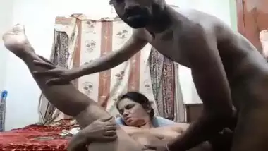 Mature Bhabhi enjoying sex with younger Devar