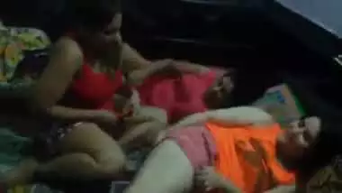 Delhi college girls hindi sex desi mms recorded in hostel