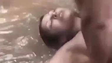 Horny wench enjoys outdoor sex with a young muscular chap