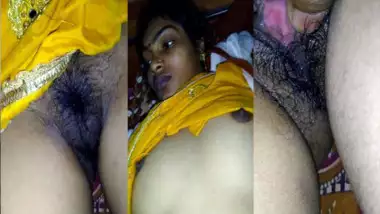 Shy Indian exposed hairy village pussy cutie