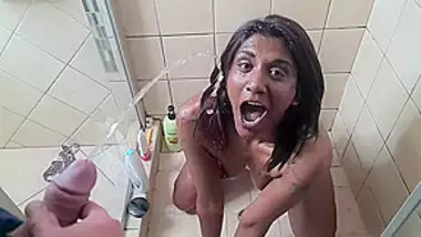 Desi Slut Slow Motion Shower Piss Facial