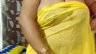 Big Boobs Aunty ManMohini Aunty Hot Live