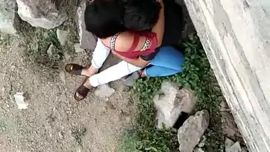 Desi lover outdoor romance