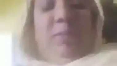 Paki Pathan Milf Showing