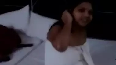 esi bhabhi in hotel room