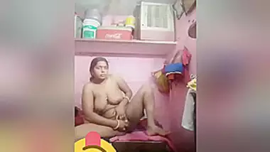 Village Bhabhi Masturbating