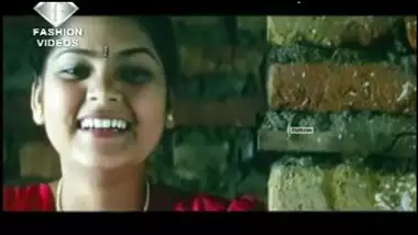 Red Queen Hot B Grade Telugu Movie