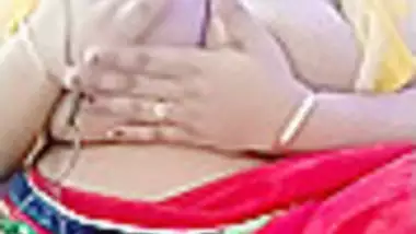 Horny Desi Bbw Bhabhi In Saree With Desi Bhabhi