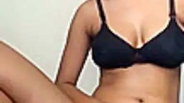 Sri Lankan - Nude Selfie Leaks - Part 2