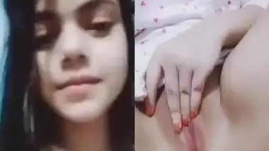 Srinagar GF pink pussy pic exposing viral clip