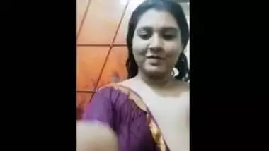 Beautiful Chubby Girl Nude Bathing Awesome Seduction Expressions