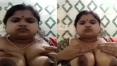 Unsatisfied Bengali Boudi showing big boobs