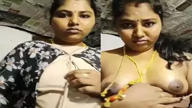 Striptease Tamil aunty video showing her topless