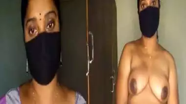 Tamil sex aunty private cam showing her nudity