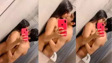 Indian sex MMS of a crazy guy fucking his GF in her bathroom