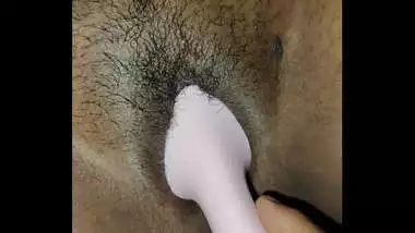 Chennai Wife playing with pussy vibrator