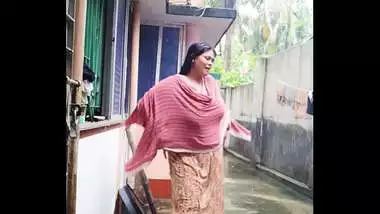 indian milf bathing